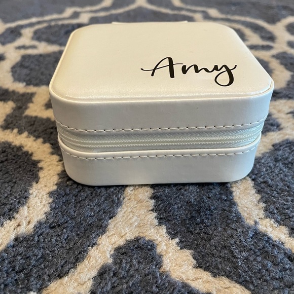 NWOT Customized Mini Jewelry Travel Case - Picture 3 of 6